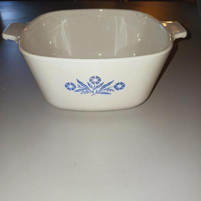 PYREX AMERICANA OVENWARE AND FOOD STORAGE CONTAINERS
