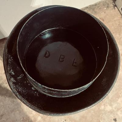 Two Milk Cans (G-MG)