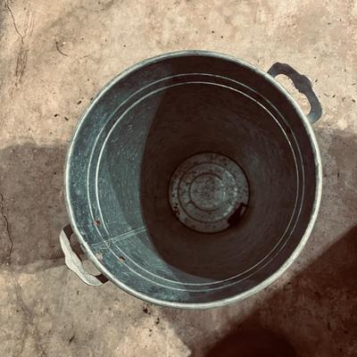 Galvanized Washtub, Lidded Can & French Bucket (G-MG)