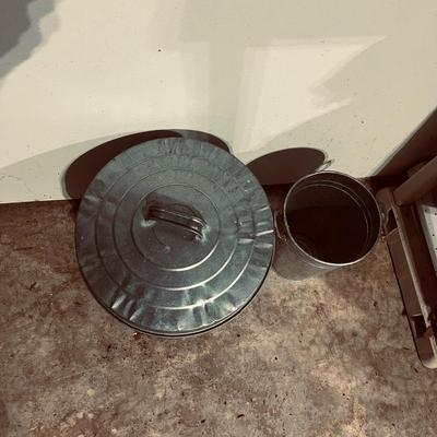 Galvanized Washtub, Lidded Can & French Bucket (G-MG)