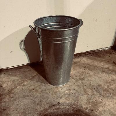 Galvanized Washtub, Lidded Can & French Bucket (G-MG)