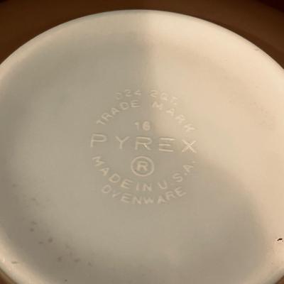 Pyrex Green Polka Dot Mixing Bowl & More (K-MG)