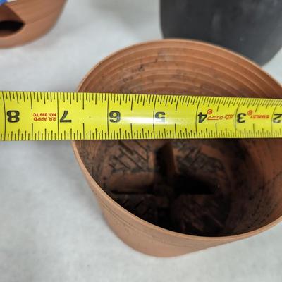 Plastic Planting Pots