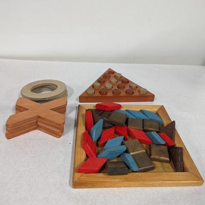 Wooden Game Pieces Tic Tac Toe Pieces & Board