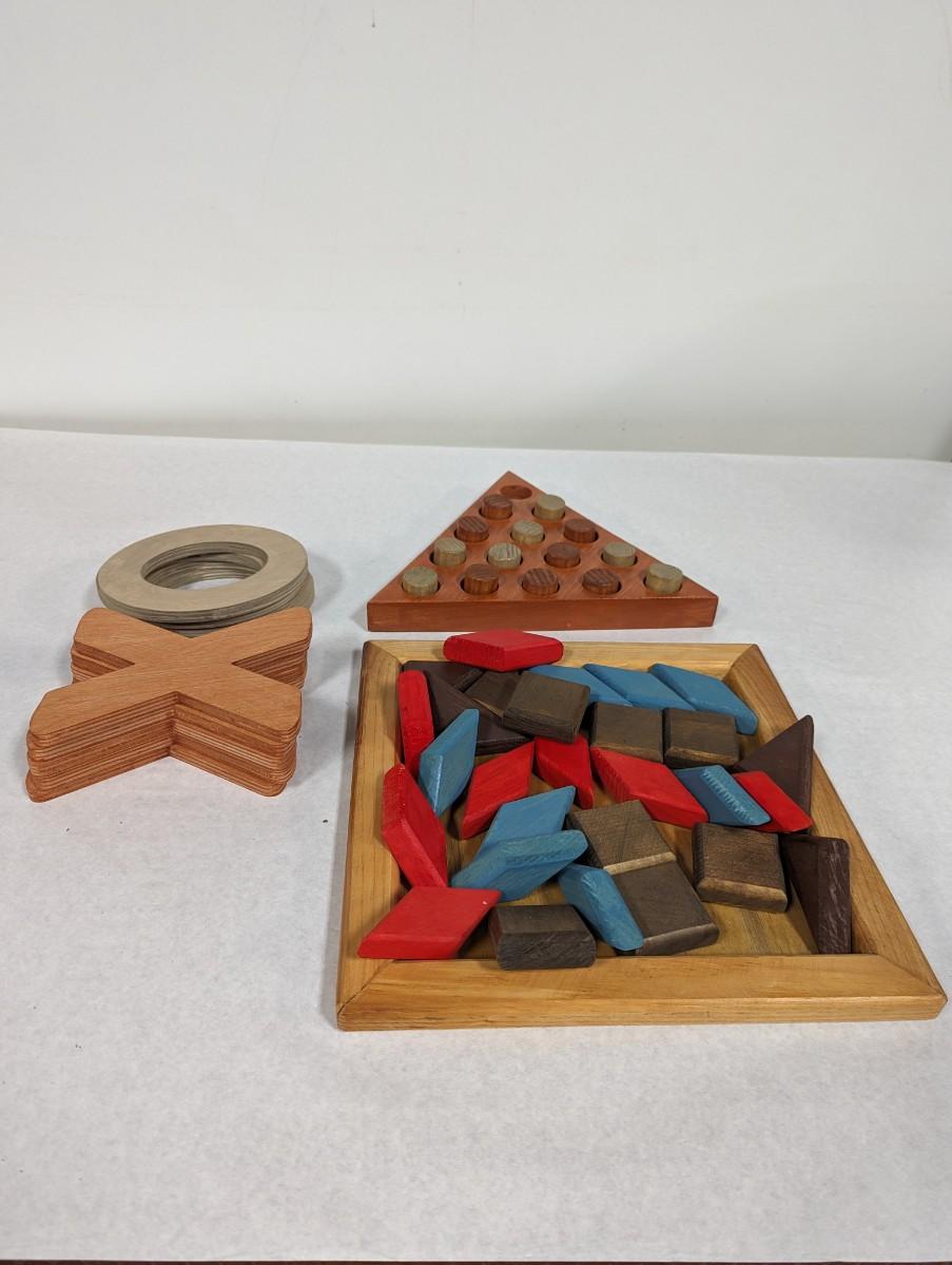 Wooden Game Pieces Tic Tac Toe Pieces & Board | EstateSales.org