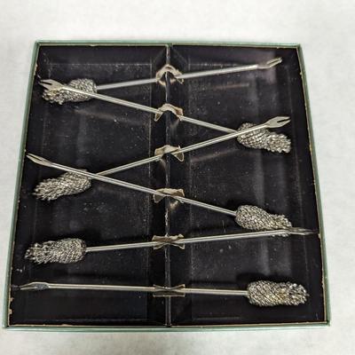 Designs By Metzke, Inc. Set Of 6 Antique Pewter Pineapple Cocktail Forks