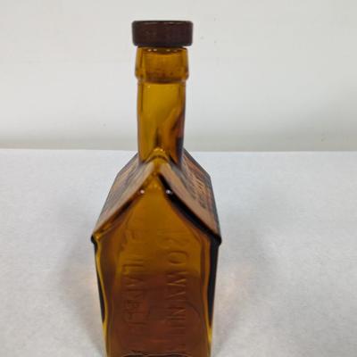 EC Booz’s Old Cabin “1840” Glass Whiskey Bottle