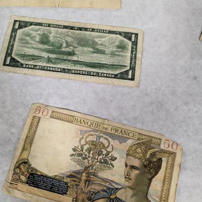 Foreign Banknotes Lot X