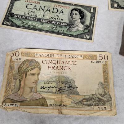 Foreign Banknotes Lot X