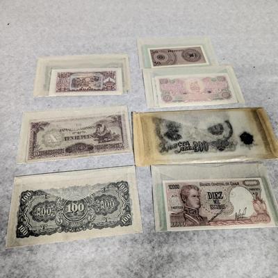 Foreign Banknotes Japanese/Burma Chile Bulgaria Laos Great Britain Indonesia Lot S