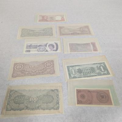 Foreign Currency Japanese/Burma Indonesia Paraguay St. Helena Laos Chile Lot Q