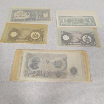 Foreign Banknotes Bulgarian Biafra Japanese Paraguay Lot N