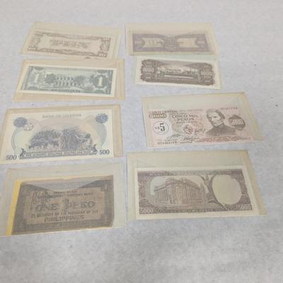 Foreign Banknotes Philippine Guerilla Uganda Uruguay Paraguay Yugoslavia Japanese/Philippine Lot I
