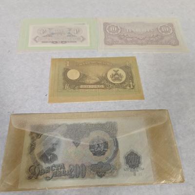 Foreign Banknotes Bulgaria Biafra Great Britain Japanese/Burma Lot G