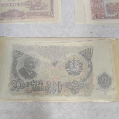 Foreign Banknotes Bulgarian Japanese/Burma Laos Lot F