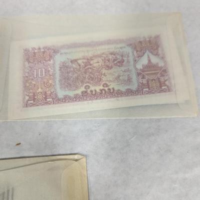 Foreign Banknotes Bulgarian Japanese/Burma Laos Lot F