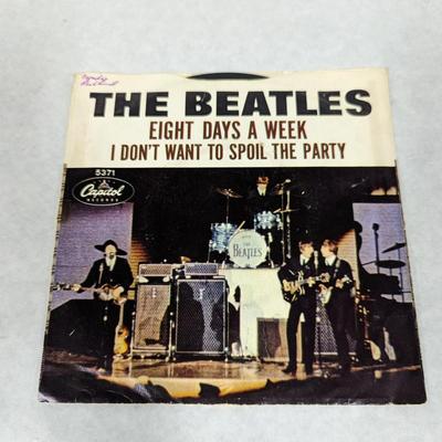 The Beatles 'Eight Days A Week' 45 Record Capitol Label