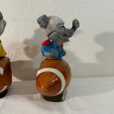 JIM BEAM ELEPHANT AND DONKEY WITH FOOTBALLS