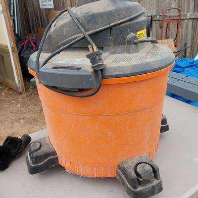 RIDGID SHOP VAC WITH HOSE AND ATTACHMENTS