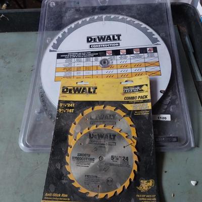 VARIETY OF SAW BLADES