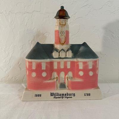 JIM BEAM 1969 WILLIAMSBURG DECANTER