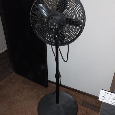 LASKO FLOOR FAN