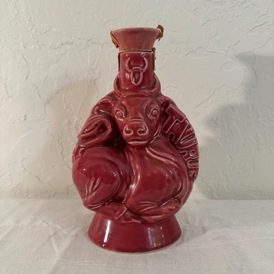 JIM BEAM 1970 ZODIAC SERIES DECANTER