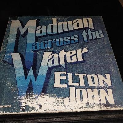 ELTON JOHN "MADMAN ACROSS THE WATER" ALBUM