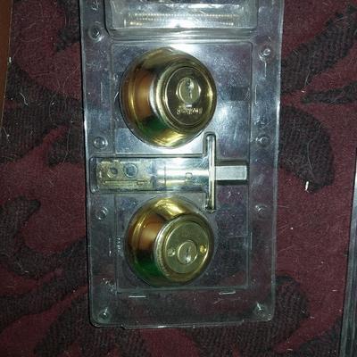 NEW DEAD BOLT LOCKS