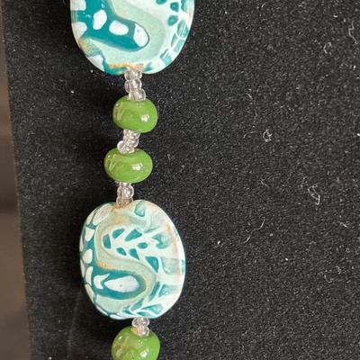 Vintage green glass swirl necklace