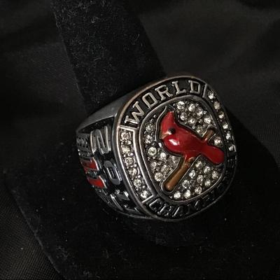 Large Costume Ring Cardinals