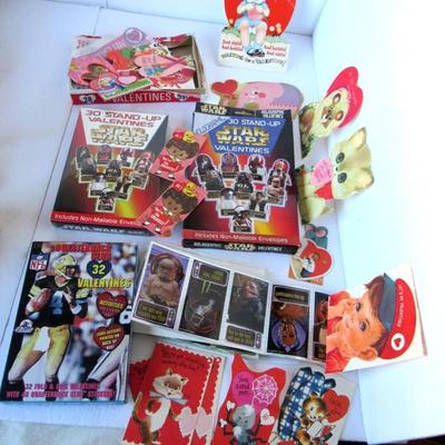 Lot of Vintage Used and Modern Star Wars, NFL Unused Valentines