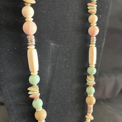 Vintage pastel colored beaded necklace