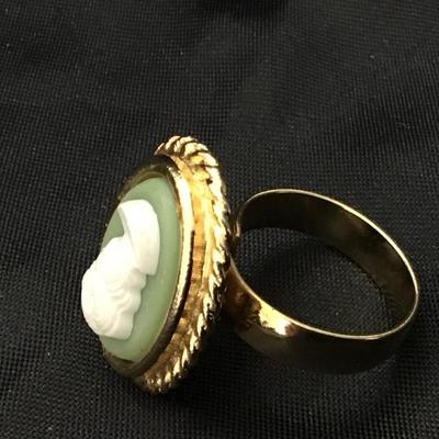 Green Cameo Ring With Gold Tone Ring