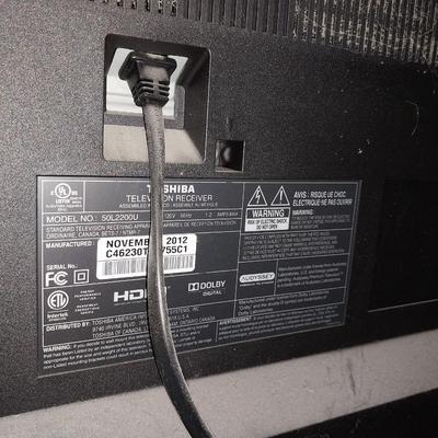 TOSHIBA 50" TELEVISION