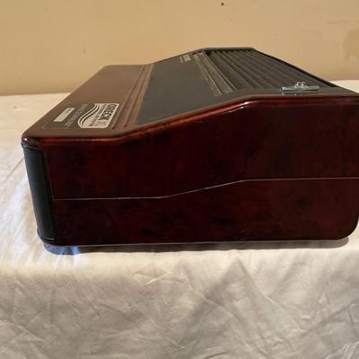 ORECK XL PROFESSIONAL AIR PURIFIER