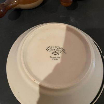 STONEWARE FRENCH ONION SOUP BOWLS PLUS CEREAL BOWLS