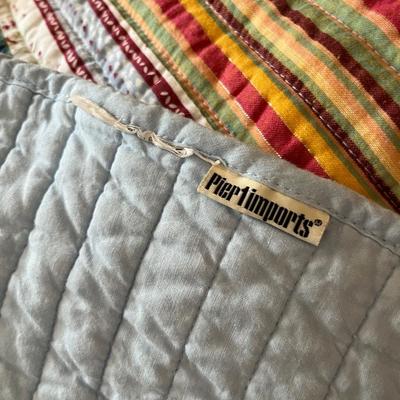 Twin bed set