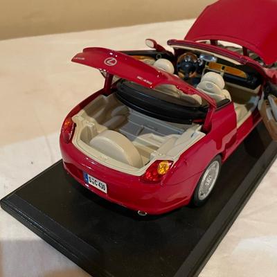 MAISTO LEXUS SC 430 DIE-CAST MODEL CAR