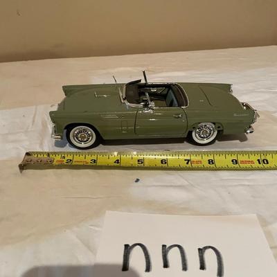 1956 FORD T BIRD DIE CAST MODEL CAR