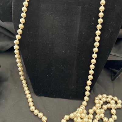 RMN faux pearls long necklace