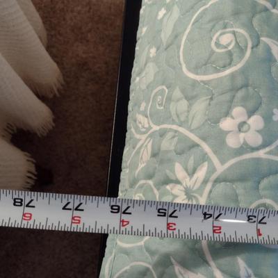 Twin Sized Bed with Trundle- Measures Approx 38" x 75"