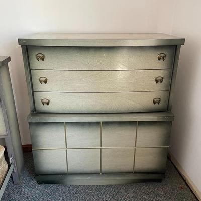 Mid-Century Modern 3 Drawer Dresser