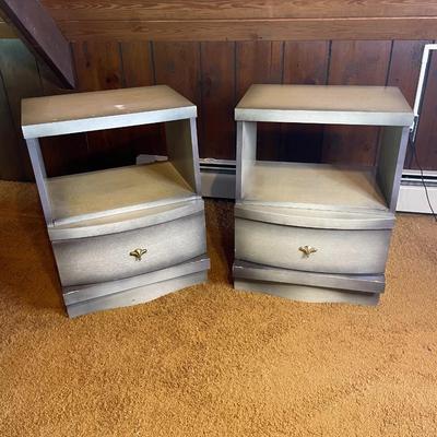 Mid-Century Modern Set of Nightstands