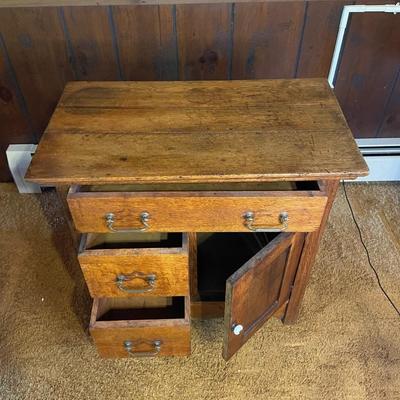 Vintage Small Oak Washstand