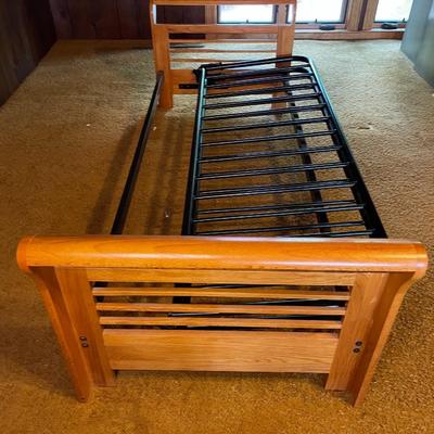 Full Size Day Bed