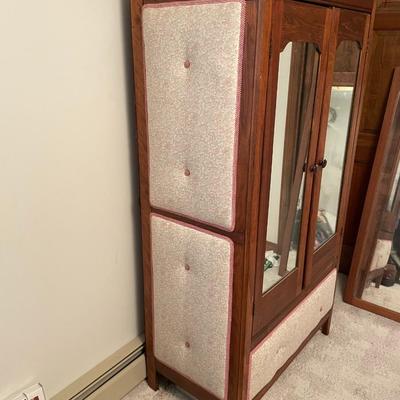 Wardrobe / Armoire with Mirror