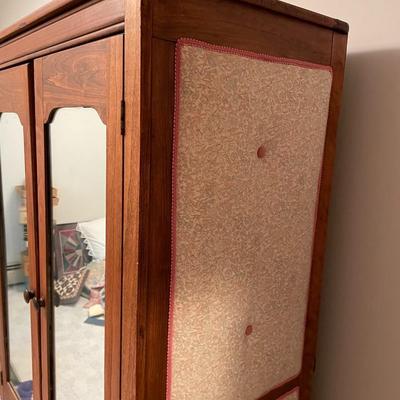 Wardrobe / Armoire with Mirror