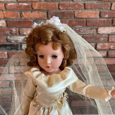 Vintage Collectible Dolls