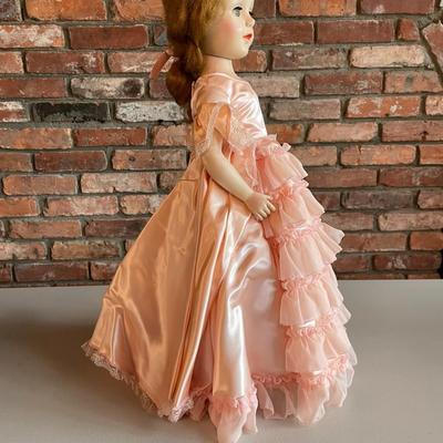 Vintage Collectible Dolls